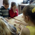 Przedszkolaki z Szarowa odwiedzają piekarnię Janek