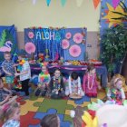 Zabawa karnawałowa Hawaii Party w Przedszkolu w Szarowie
