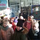 „Kicia Kocia pod choinkę” – mikołajkowy seans przedszkolaków z Kłaja.
